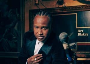 “BEM BLACK”: Thiaguinho disponibiliza álbum completo