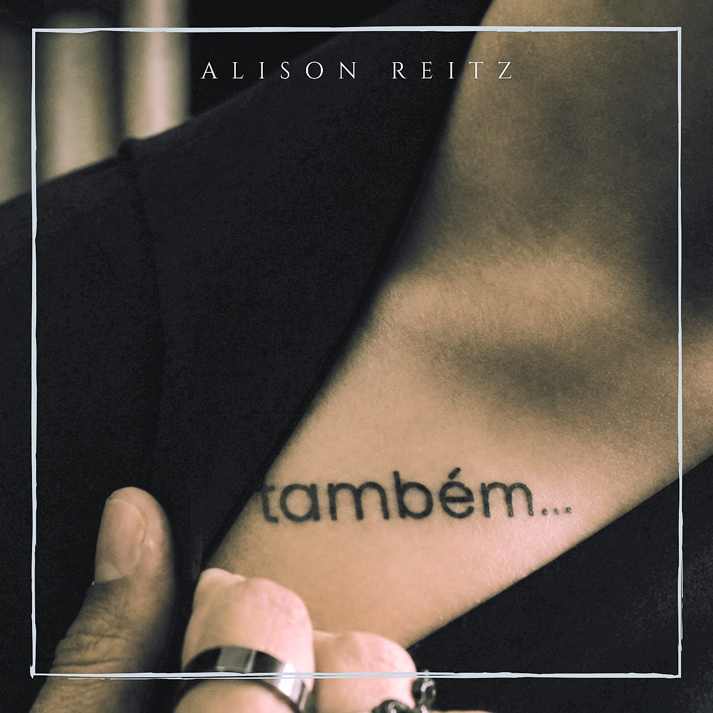 Alison Reitz retorna à música com o lançamento do single ‘também…’
