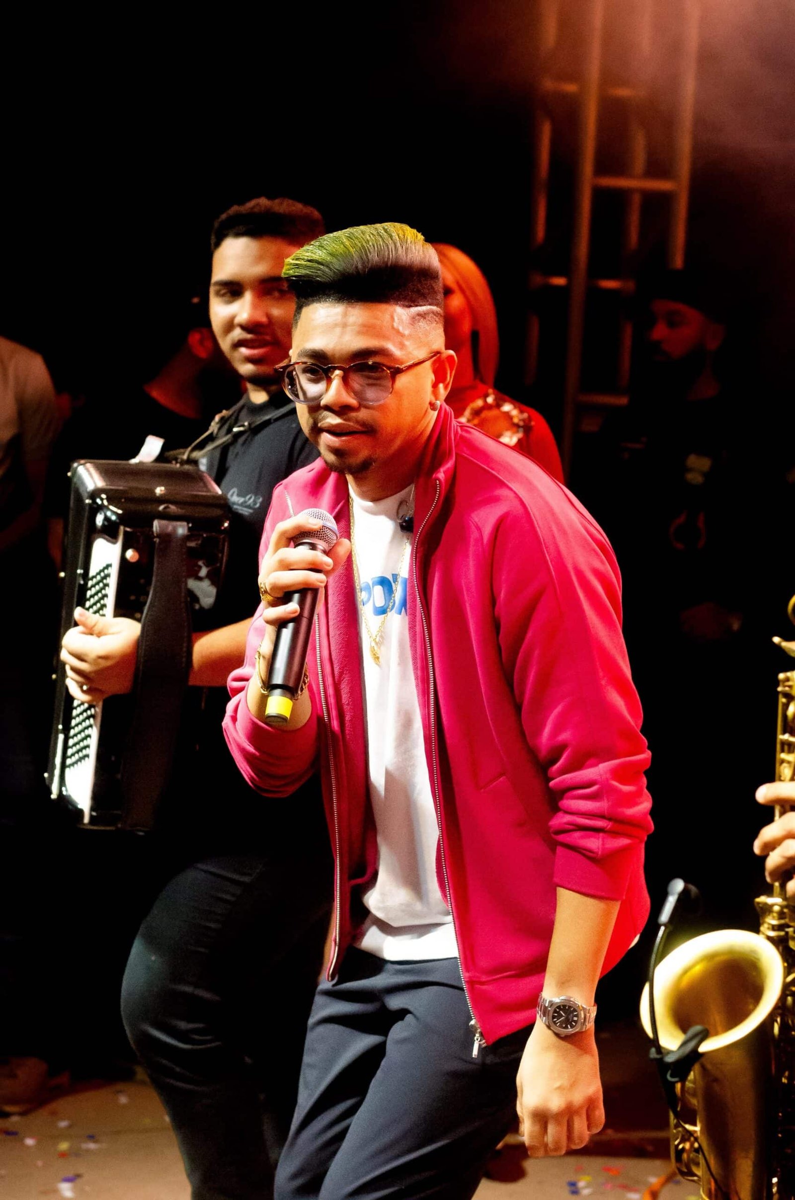 Allê No Beat entra no Top 200 do Spotify Brasil com “Virado No Veneno”