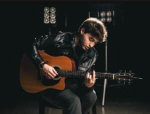 Gabriel Aiala revela segredos para brilhar em um reality musical