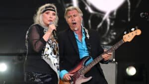 Blondie anuncia álbum ‘High Noon’ com última gravação do baterista Clem Burke