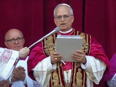 Cardeal Robert Francis Prevost é eleito e assume o nome de Leão 14, sucedendo o papa Francisco