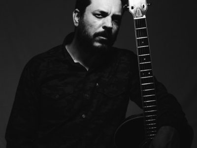 Diogo Darkie lança ‘Canções Tristes Para Corações Partidos’ e transforma dor em música
