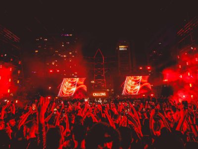 Muito além da bilheteria: empresa brasileira é responsável por tornar acessível o Mochakk Calling, um dos eventos mais esperados da música eletrônica