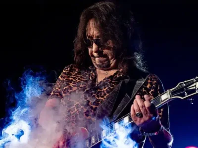 Luto no rock: Ace Frehley, guitarrista fundador do Kiss, morre aos 74 anos