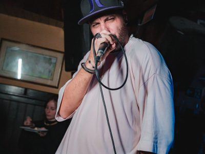 Txéllo leva aos palcos um tributo aos maiores clássicos do rock nacional. Energia, nostalgia e grandes sucessos!
