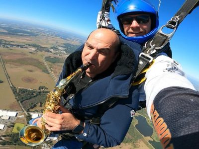 Saxofonista paraibano pode entrar para Guinness Book